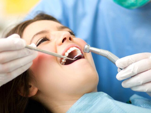 https://new.vitadentistry.ca/wp-content/uploads/2020/01/post_10-640x480.jpg